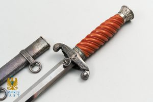 Named Early Slant Grip Heer Dagger - Alcoso