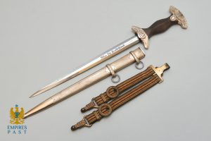 Exquisite and Extremely Rare Feldherrnhalle Dagger with Hangers