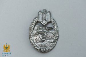 Near Mint S&L Panzer Badge in Silver