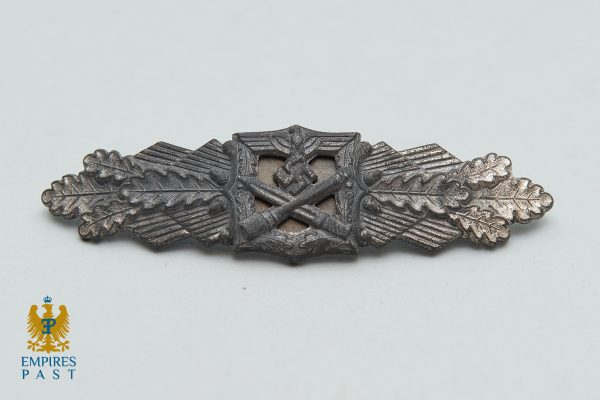 Boxed Close Combat Clasp in Silver